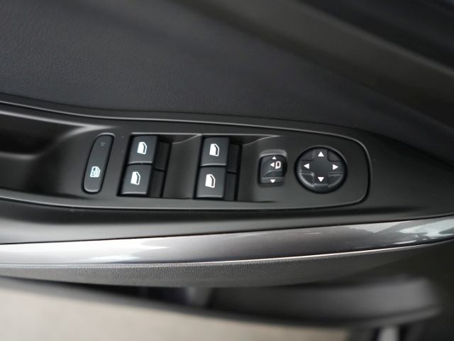 Grandland X ULTIMATE 4X4 PHEV AT+LED LICHT+NAVI+