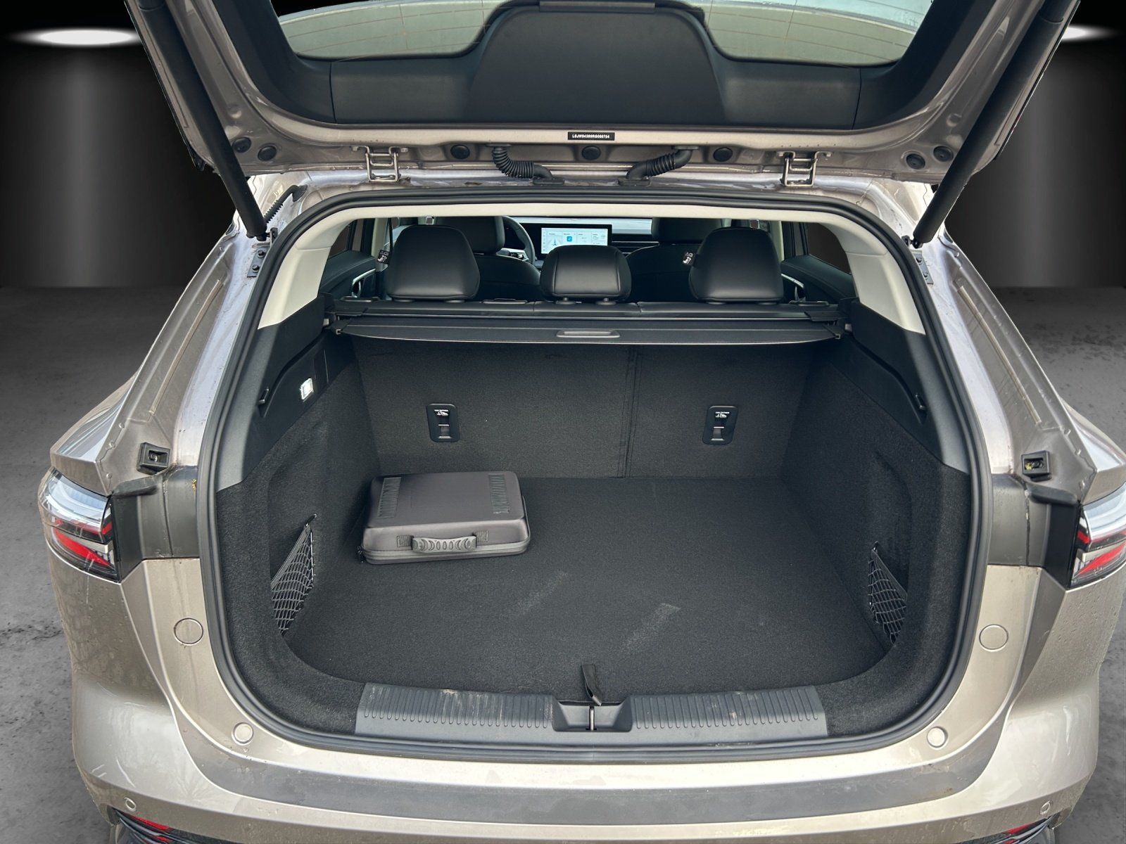 Fahrzeugabbildung MG MG HS HEV Luxury
