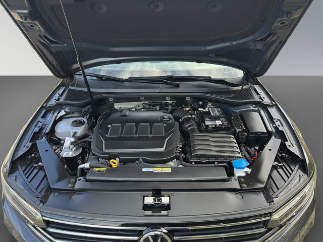Passat Variant 2.0 TDI Business ACC FACEL. LED