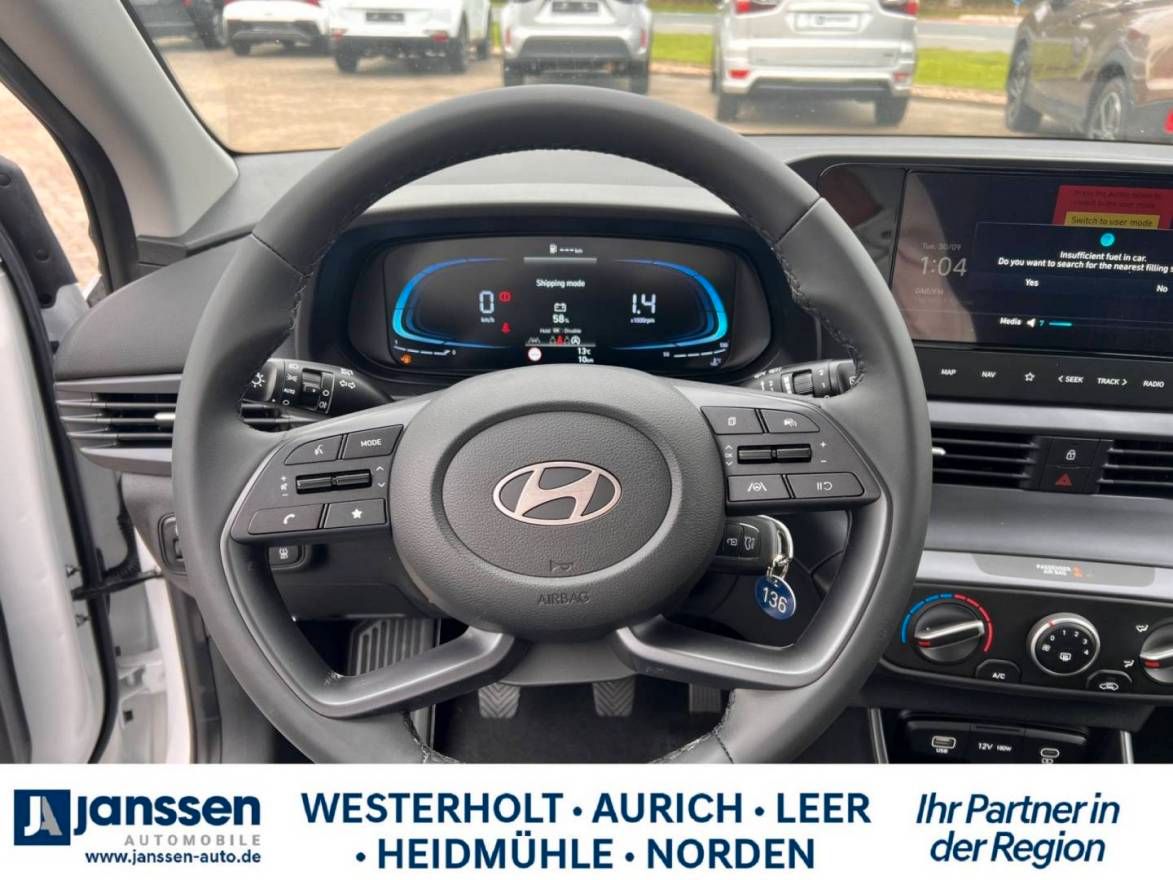 Fahrzeugabbildung Hyundai BAYON  Select, PDC hin,Klima,Navi,Rückfahrkamera