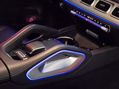 Fahrzeugabbildung Mercedes-Benz GLE 300 d 4Matic *AMG-LINE* (DISTR/CAM/MULTIBEAM