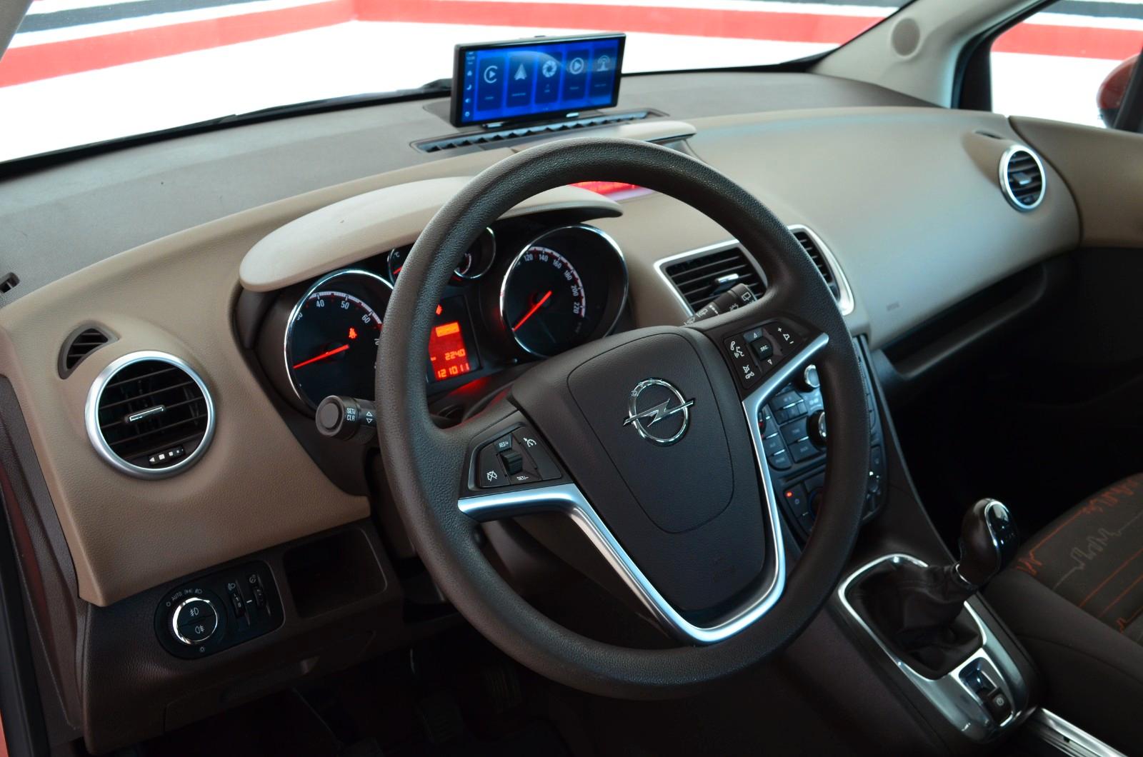 Opel Meriva B Design Edition | Navi |AHK |PDC |Klima