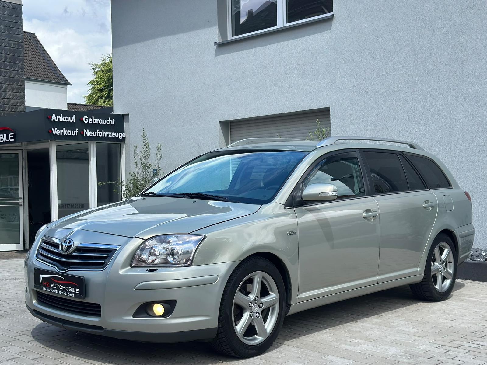Toyota Avensis 2.2 D-CAT Executive*TEMP*SHZ*TÜV 01/2028