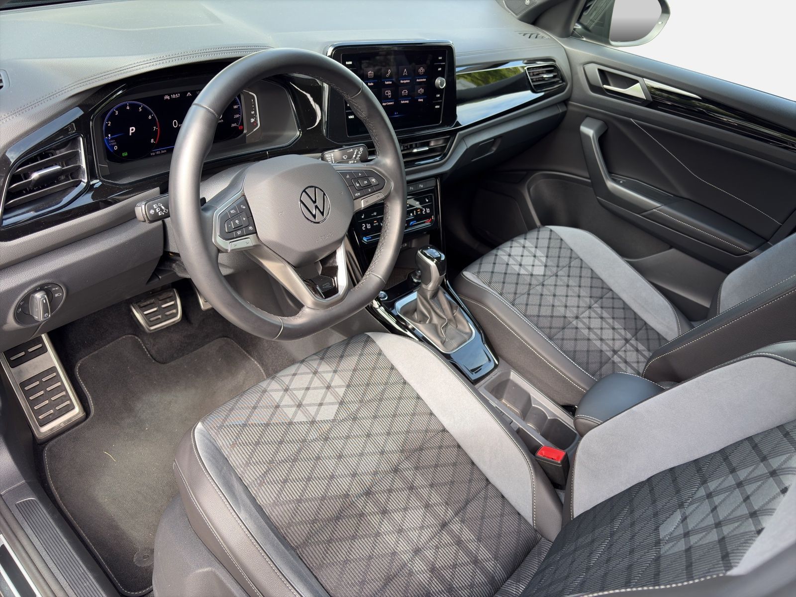 Volkswagen T-Roc - Bild 16