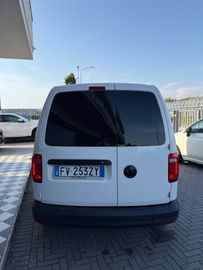 Volkswagen Caddy - 5