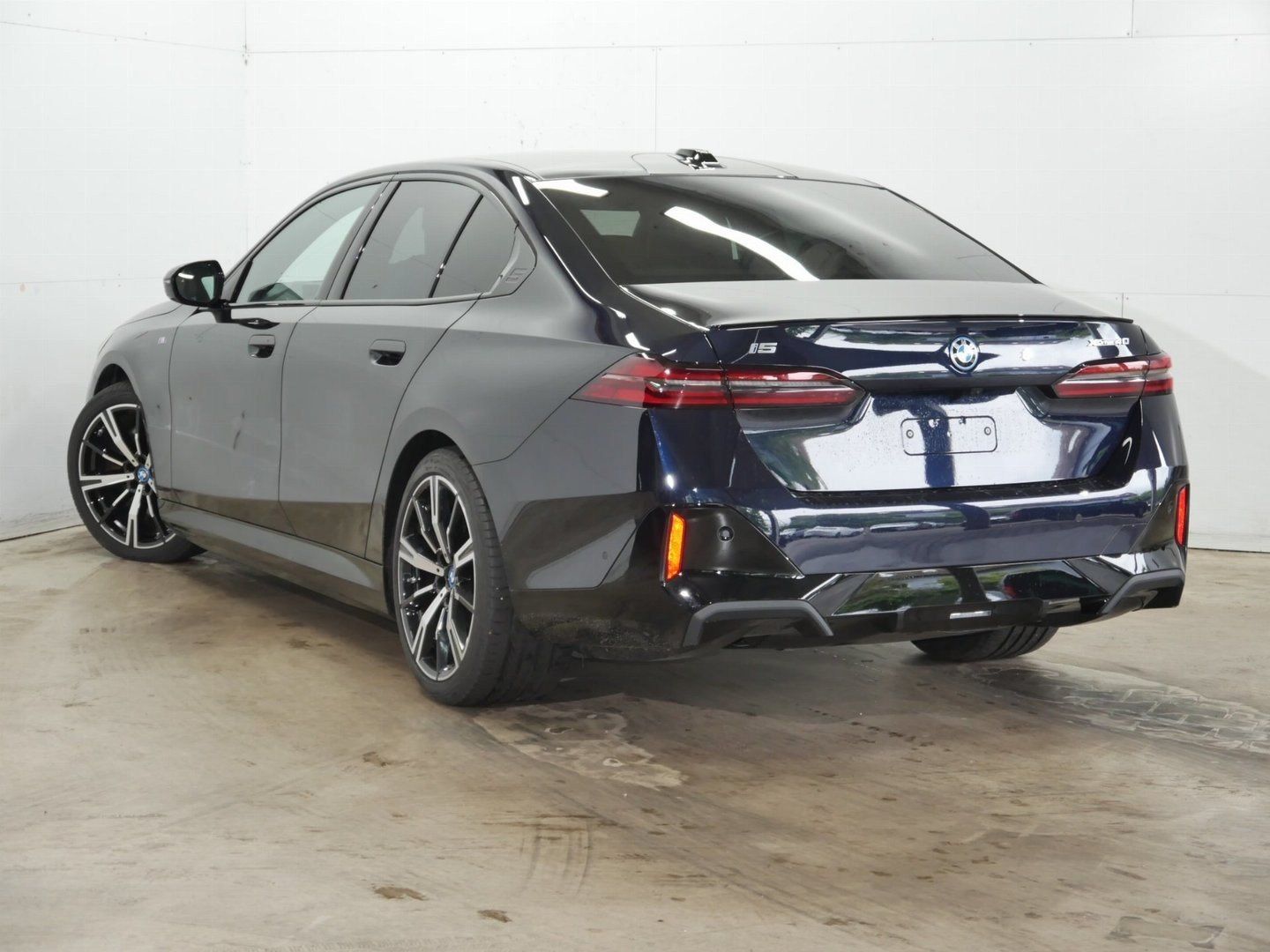 Fahrzeugabbildung BMW i5 xDrive40 M Sportpaket pro, aktive Sitzbelüftu