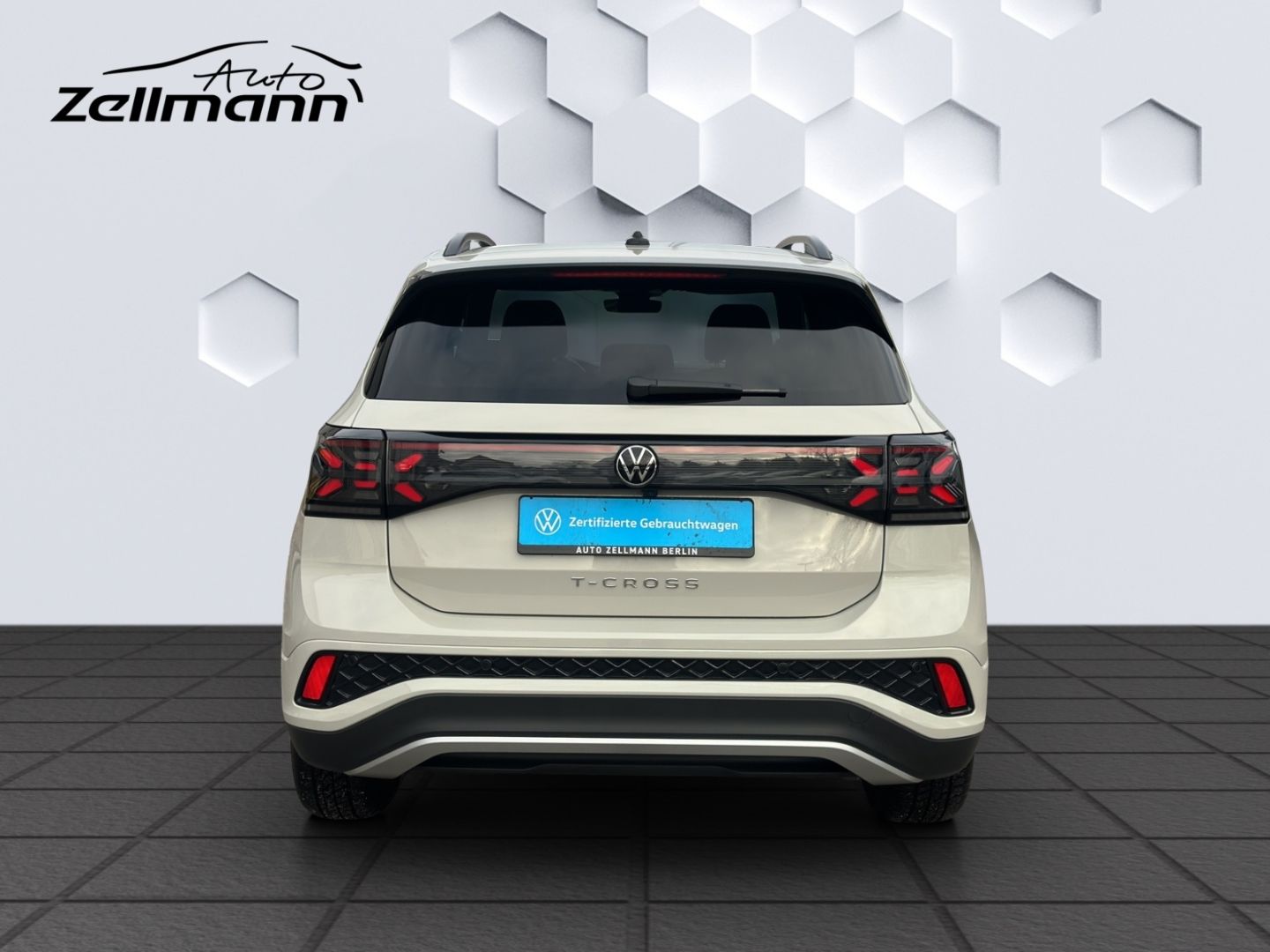 T-Cross R-Line 1.5 l TSI 110 kW DSG AHZV LED GJR