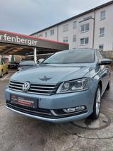 Volkswagen Passat Lim. Highline+1.8TSIAutomatik+Navi+PDCV/H - Volkswagen Passat: 1.8