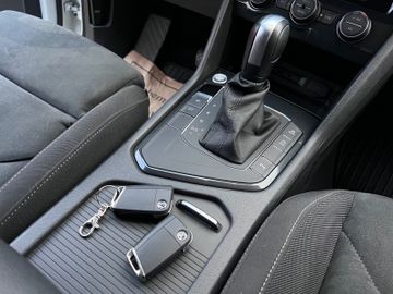 Volkswagen Tiguan - 3