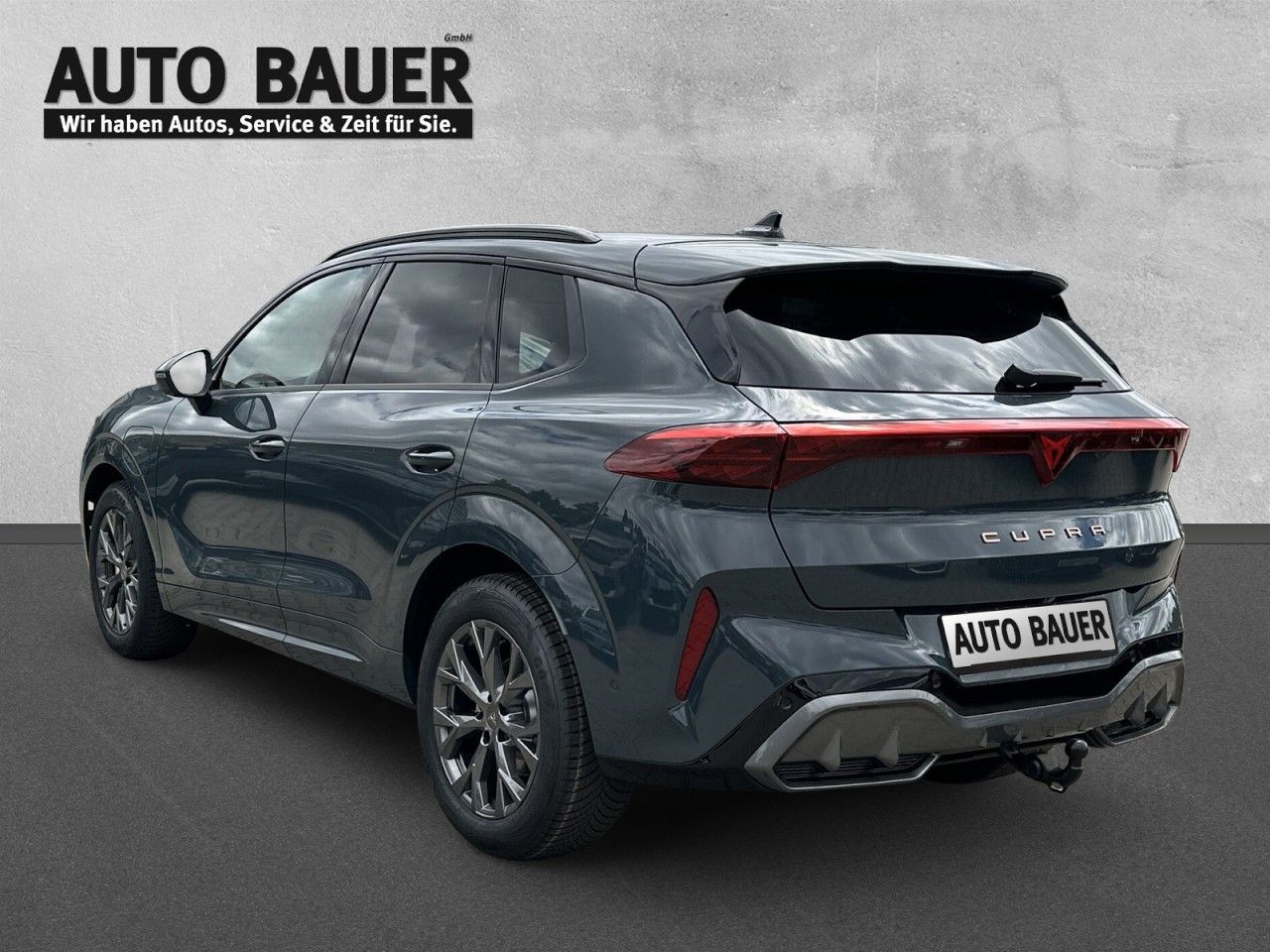 Fahrzeugabbildung CUPRA Terramar 1.5 e-Hybrid 150 kW - mit KI generiert/bearbeitet