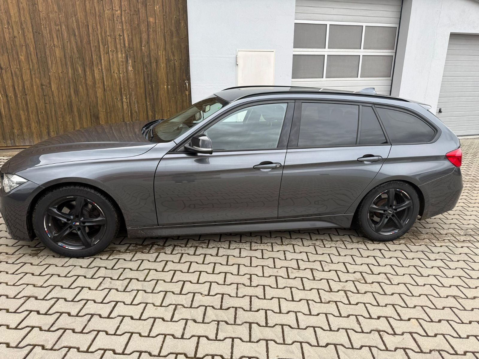 BMW 318D F31