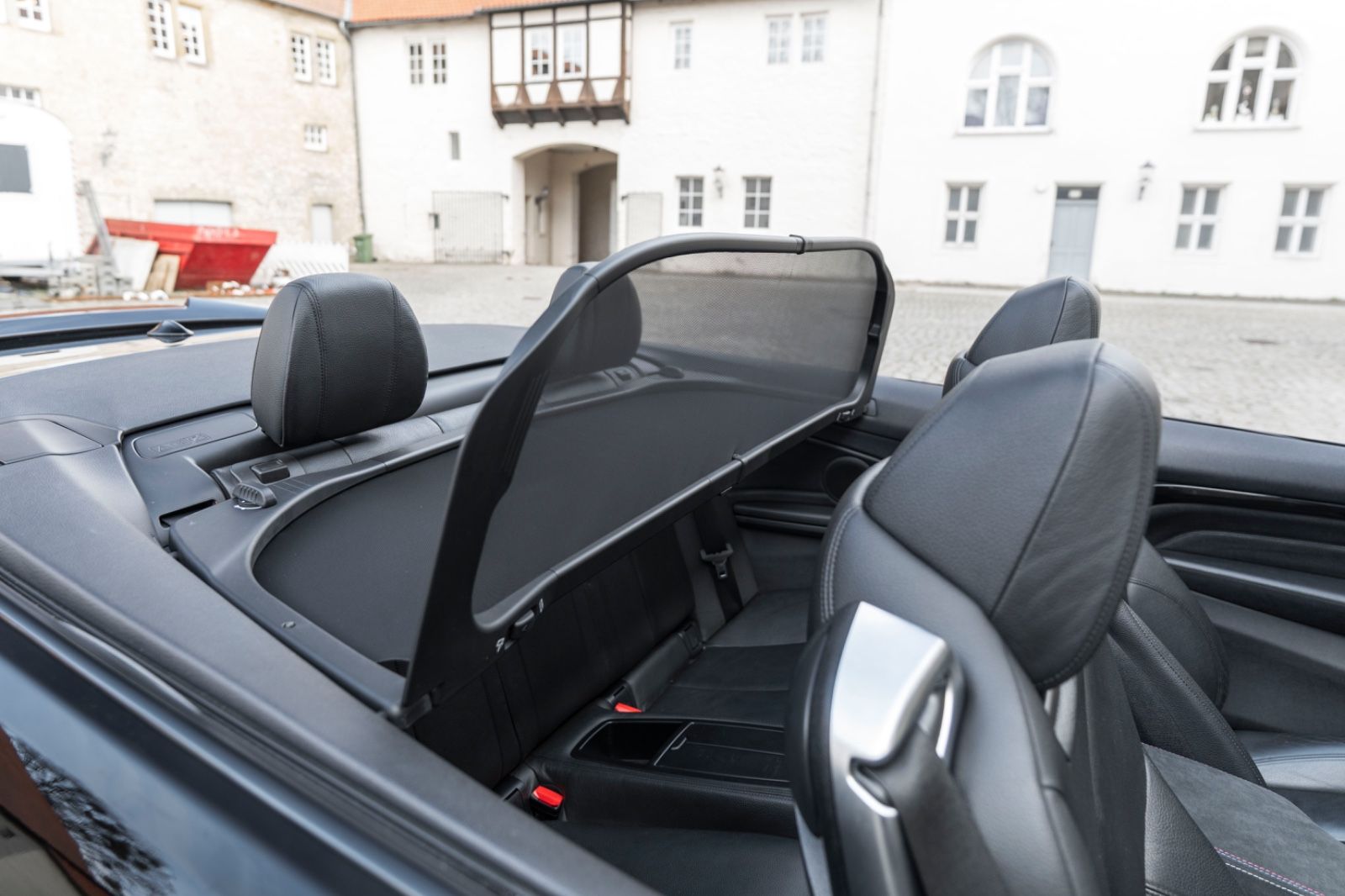 Fahrzeugabbildung BMW 435I Cabrio M-PERFORMANCE H&K KAM NAV ALC CARBON