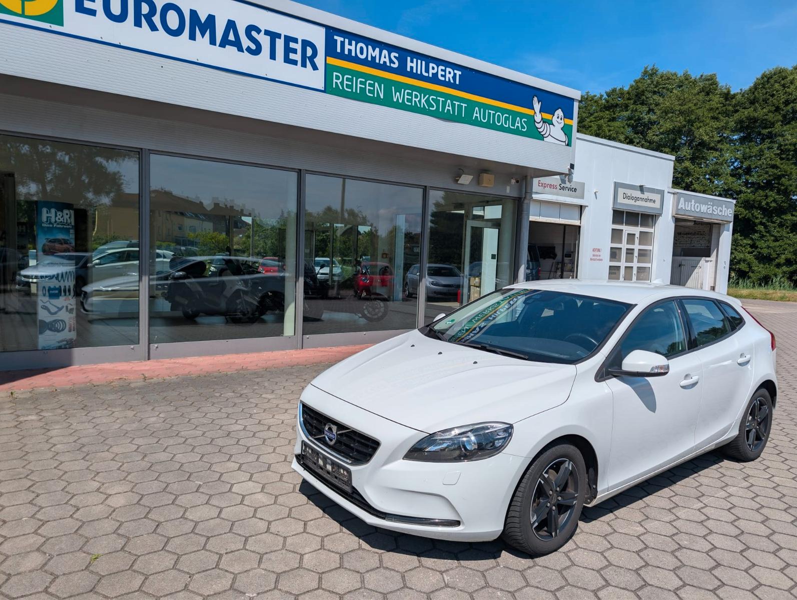Volvo V40 You!