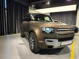 Land Rover Defender 90 XS Edition - Land Rover Defender Edition mit Benzin-Antrieb