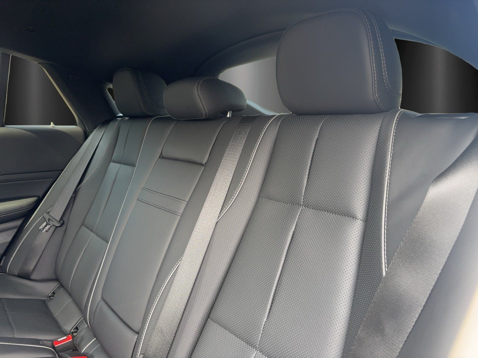 Fahrzeugabbildung Mercedes-Benz GLE450d Cpé AMG Carbon E-ACTIVE Night DISTRO Mem