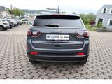 Jeep Compass LIMITED 1.3 GSE 4X2 DCT CARPLAY KLIMAAUT - Jeep Compass mit Benzin-Antrieb: Allradantrieb, Geländewagen, Automatik, 2.4