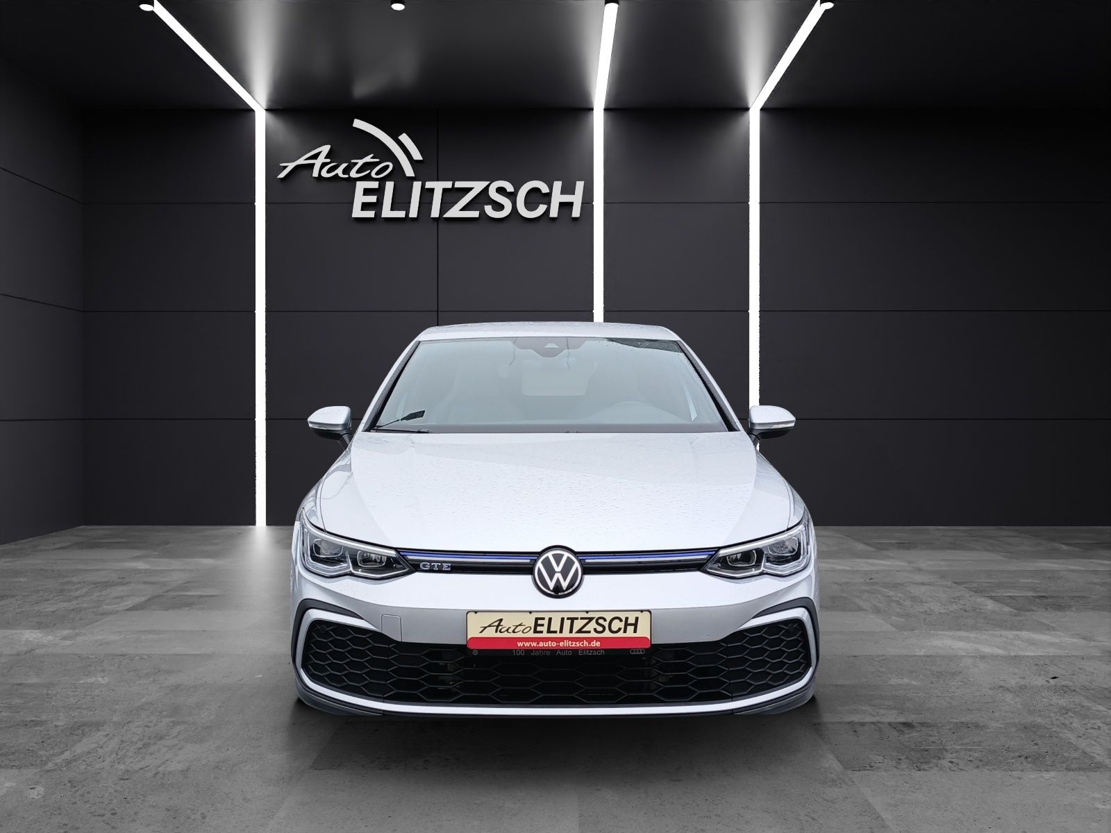 Fahrzeugabbildung Volkswagen Golf VIII GTE LEDplus Navi Leder AID ACC PDC SH