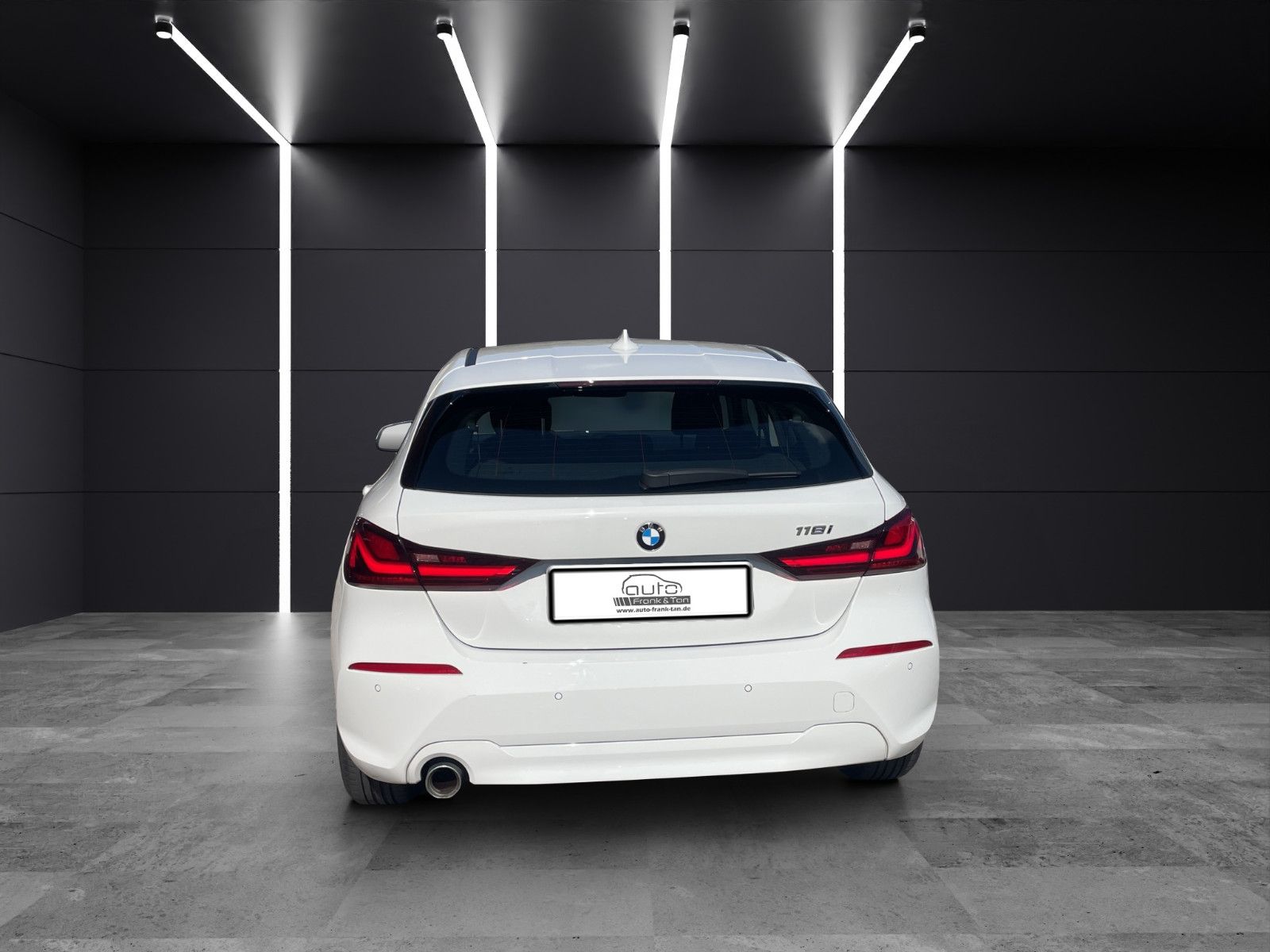 Fahrzeugabbildung BMW 118 i Advantage *SitzHZ*LED*CarPlay*DAB*USB*