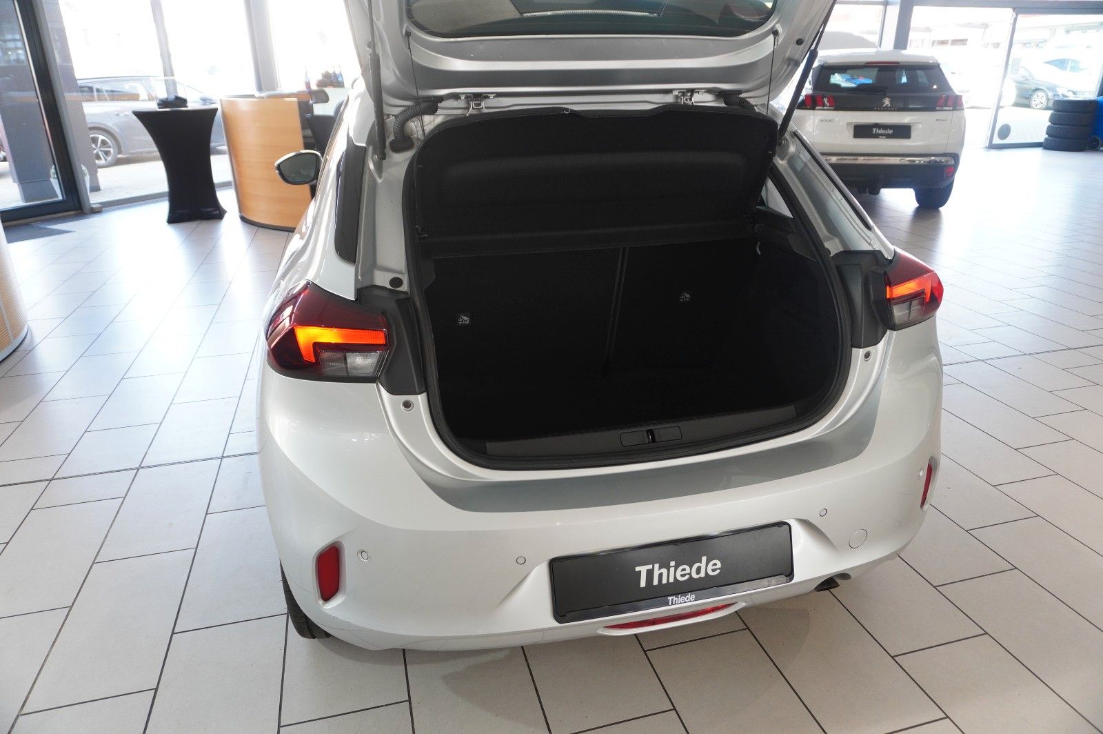 Fahrzeugabbildung Opel Corsa F 1.2 ELEGANCE NAVI/LED/VIRTUAL/SPORT/DAB+