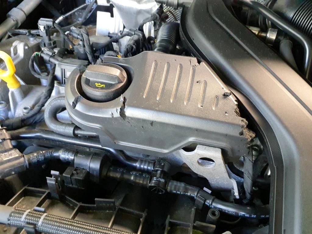 Volkswagen Tiguan R-Line 1.5 TSI 110kW 7-Gang DSG 4 Türen