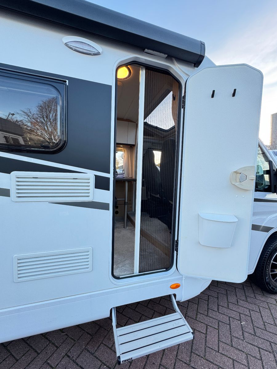 Fahrzeugabbildung Sunlight V 66 ADVENTURE EDITION SAT TV NAVI KAMERA TRÄGER