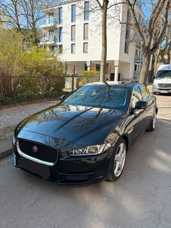 Image of Jaguar XE