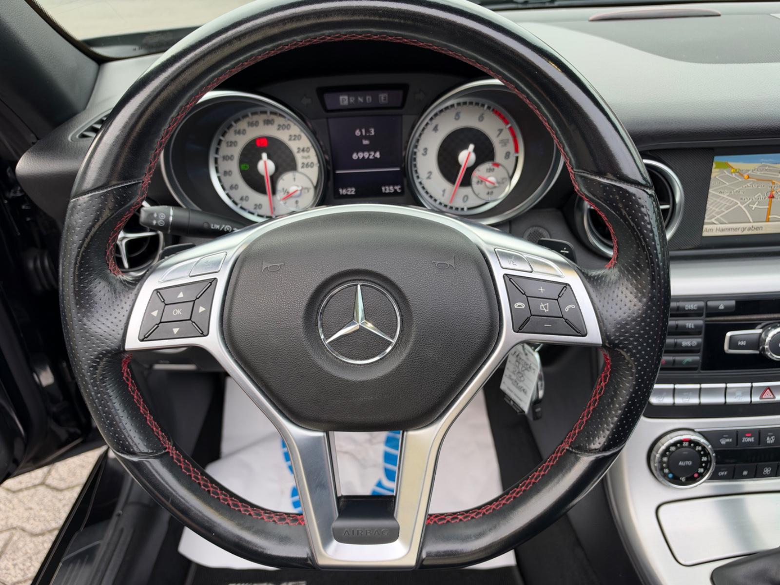 Mercedes-Benz SLK 350 V6 AMG-Line AirScarf 2.Hd Navi ILS Leder