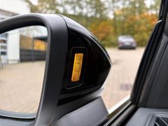 Fahrzeugabbildung Audi A3 Limousine S line 35 TFSI S-tr. -HUD*Navi+*RFK