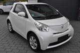 Toyota IQ * AUTOMATIC - 1. HAND - PERLMUT WEISS * - Toyota: Automatic