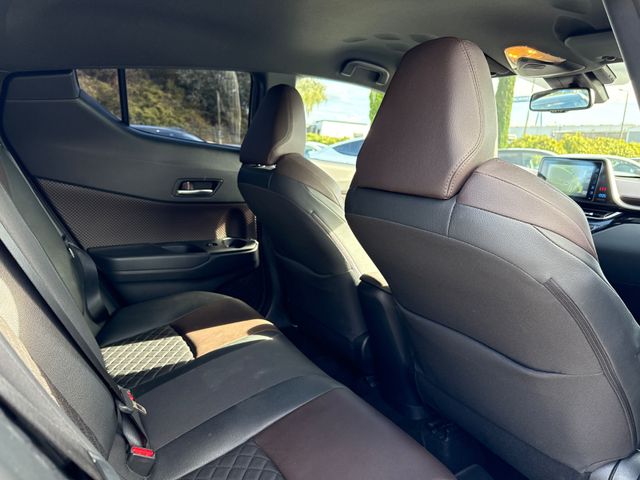 Toyota C-HR Hybrid Lounge