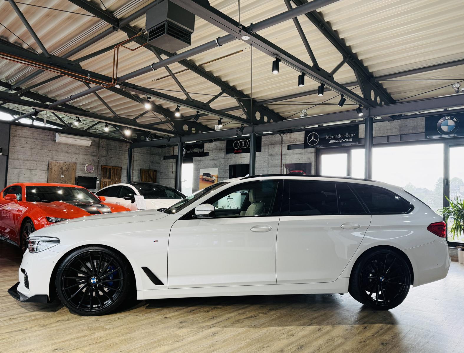 BMW 530 i Sport Line*360°KAM*ACC*HEADUP*AHK*H&K*