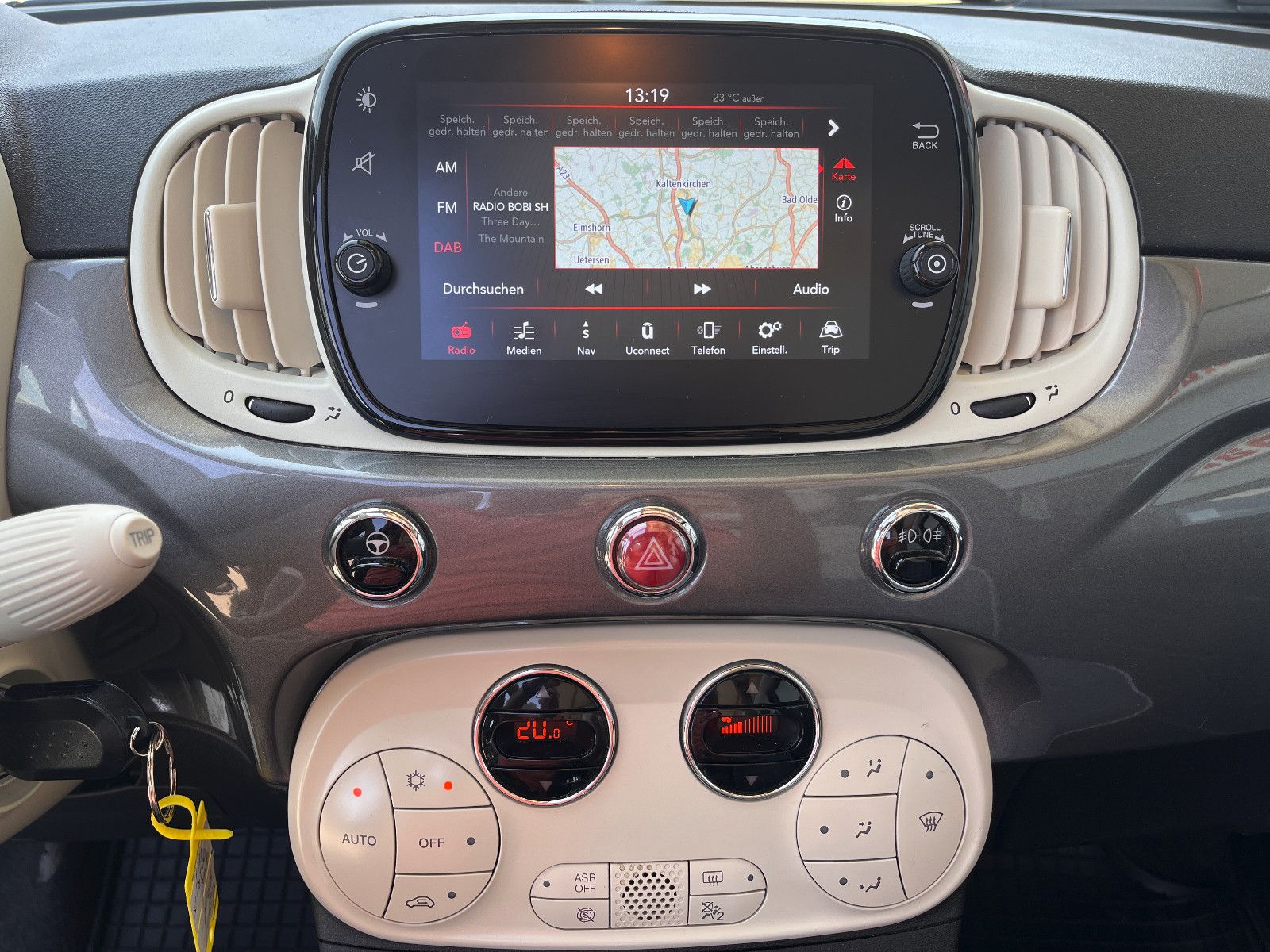 Fahrzeugabbildung Fiat 500C Lounge