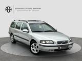 Volvo V70 2.4 Comfort*AHK*1.Hand DR*8fach bereift* - gebrauchte Volvo V70 aus dem Jahr 2002