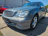 Mercedes-Benz C 200, Aut., Steuerkette neu, 1 Jahr Garantie - Mercedes-Benz C 200 aus 2004
