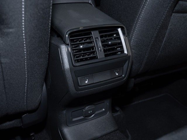 Karoq 2.0 TSI Sportline DSG 4x4 AHK+PANO+MATRIX
