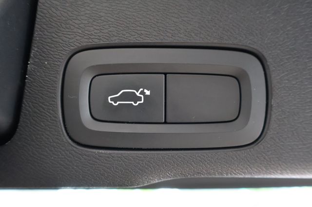 Volvo XC60 Momentum LED 360 Kamera CarPlay