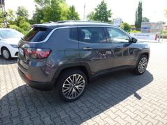 Fahrzeugabbildung Jeep Compass Limited 1.3 MAir 4x2