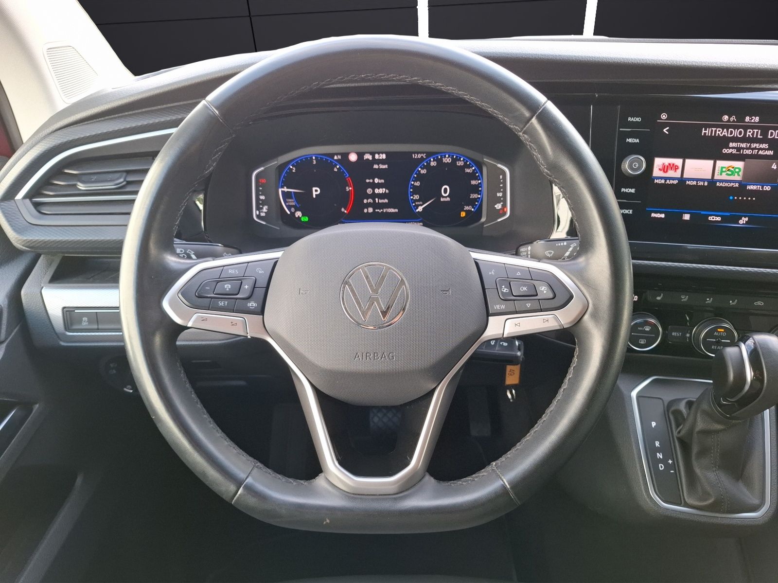 Fahrzeugabbildung Volkswagen T6 Multivan T6.1 TDI Gen Six 4M STH AHK LED Navi