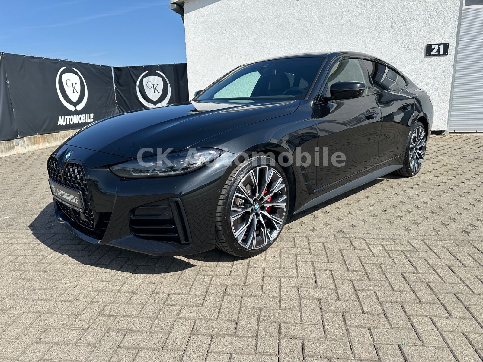 Fahrzeugabbildung BMW 420d xDrive Gran Coupe M-Sport Pro Shadow-Line