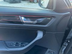 Fahrzeugabbildung Skoda Kodiaq Style 4x4 7Sitze 1.HAND Memory AHK