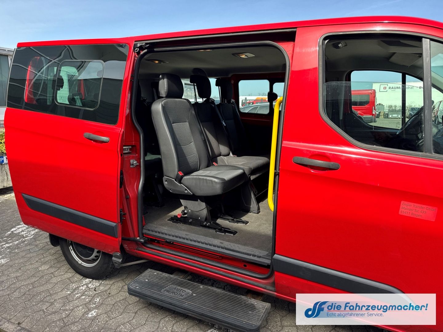 Fahrzeugabbildung Ford Transit Custom Kombi 300 L1 2.2 TDCi *8427 Expor