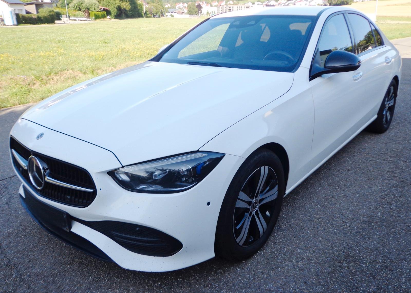 Mercedes-Benz C 300 d Dist LED 360° AHK NAVI-MBUX Nigth Mem So
