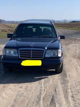 Mercedes-Benz Mercedes E 200 T - Mercedes-Benz E 200 mit LPG-Antrieb