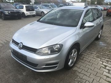 Volkswagen Golf - 3