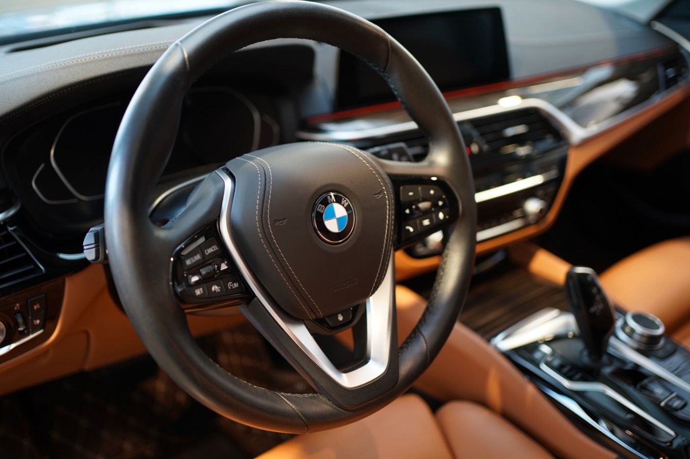 Fahrzeugabbildung BMW 520i Luxury Line +DrivingAssist.+Laserlicht+Head