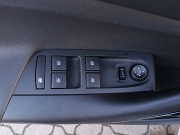 Fotografie 14 des Opel Astra K 1.2 Lim. 5-trg. Elegance PDC AC SHZ