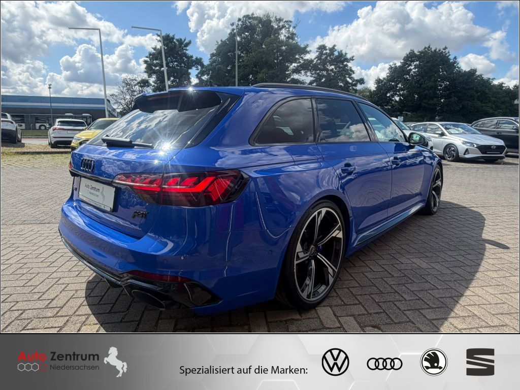 Audi RS4 quat Abregelung bei 280 kmh Bang+O Feinnappa foto 5