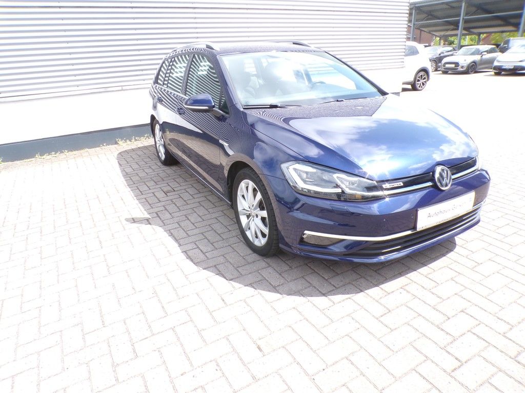 Fahrzeugabbildung Volkswagen Golf VII Variant 1.5 TSI Highline BlueMotion