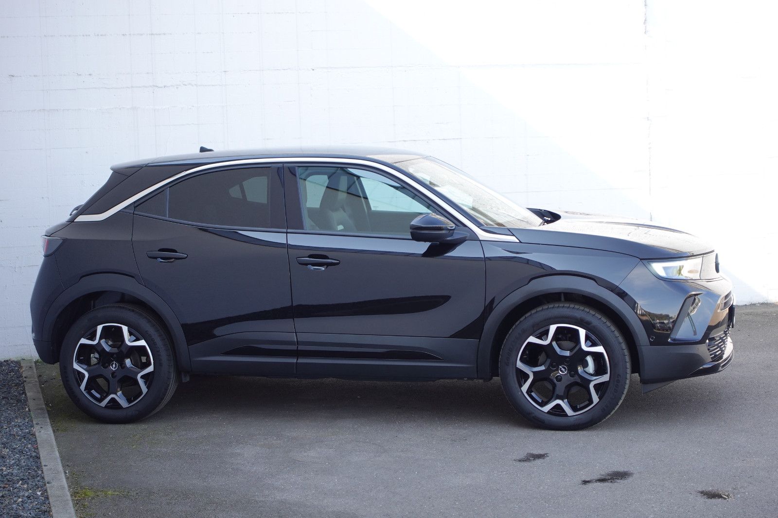 Fahrzeugabbildung Opel Mokka Ultimate 1.2T,Sitzhz,Kamera,18"Alu,PP,LED