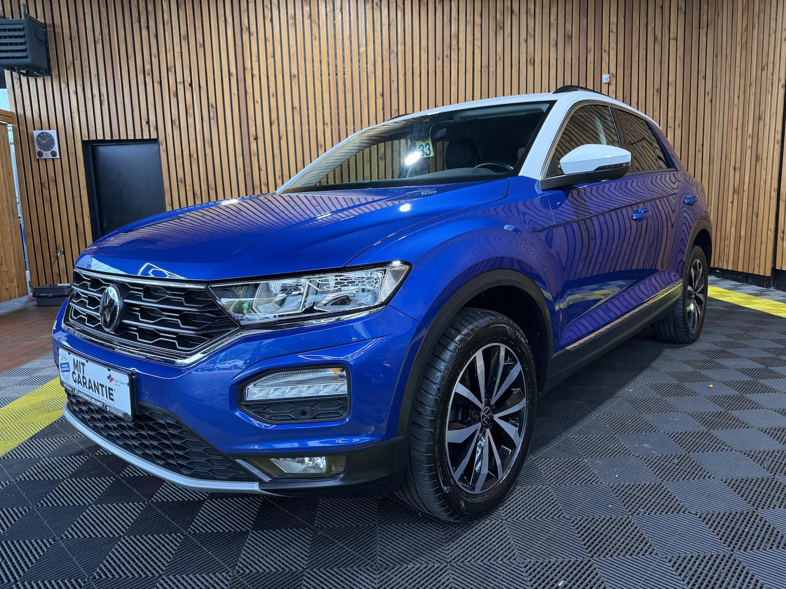 Volkswagen T-Roc 1,5 TSI DSG Style *Navi*AHK*PDC*Sitzhz*
